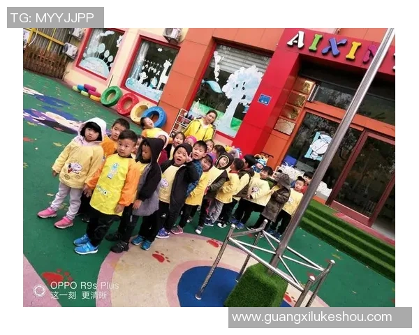 骑士与勇士激战正酣精彩瞬间图片回顾与分析