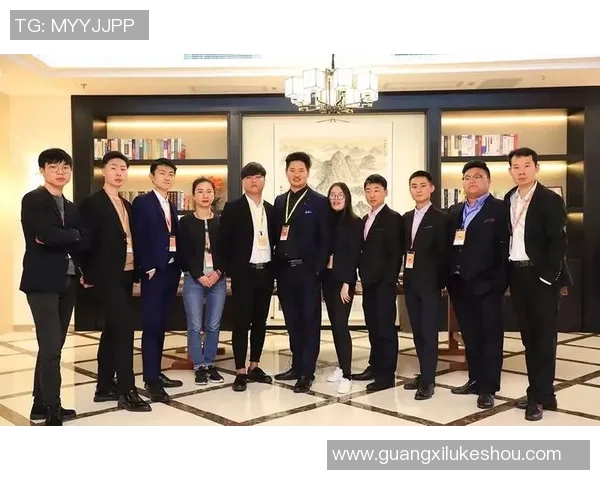 刘铮的奋斗之路：从平凡到卓越的成长故事与人生启示