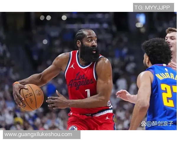 精彩对决直播NBA掘金对阵快船全场比赛精彩瞬间回顾与分析