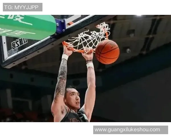 陶汉林：从篮球场上的拼搏者到社会责任的践行者的成长之路