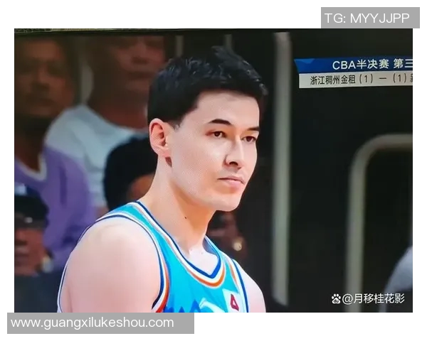 鹿岛鹿角队迎战韩国球队展开激烈较量期待精彩比赛瞬间